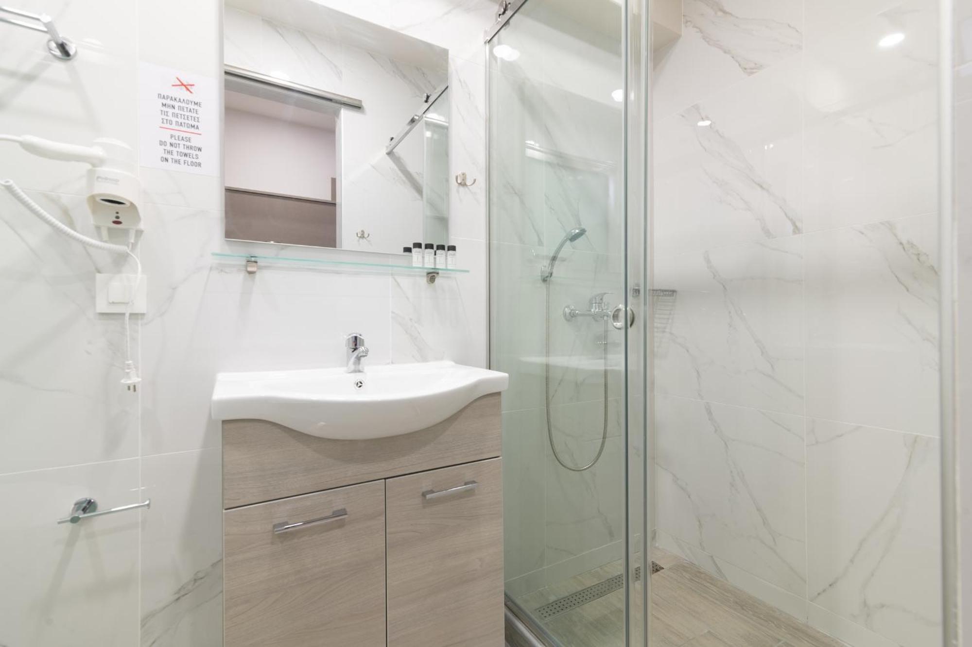 Sea Diamond Suites Лаганас Екстериор снимка